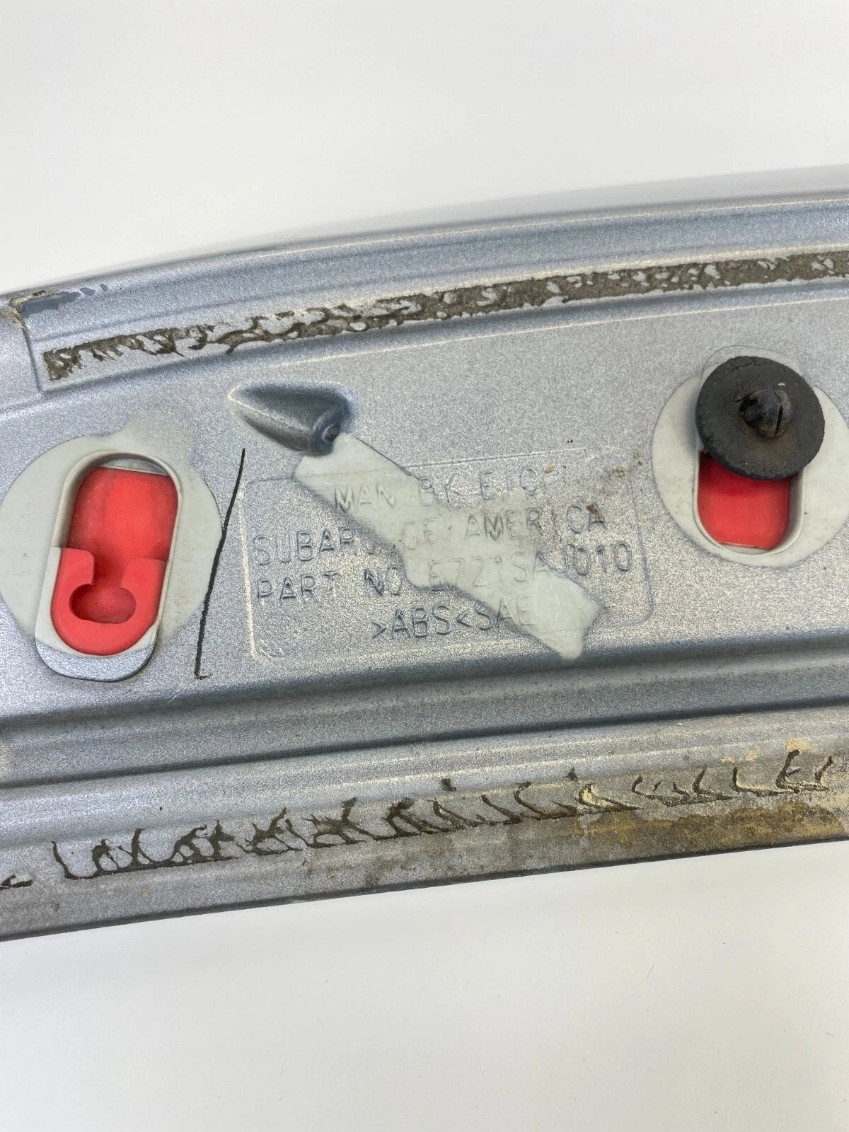 2010-2014 SUBARU LEGACY REAR TRUNK TAILGATE SPOILER 3RD BRAKE LIGHT E721SAJ0