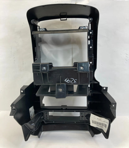 2004-2007 CADILLAC CTS CENTER DASH PANEL RADIO FRAME HOUSING TRIM BEZEL ASSY OEM