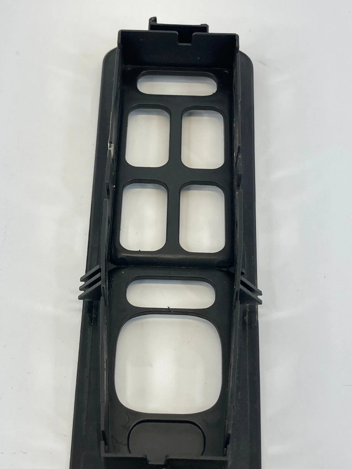 03-07 CADILLAC CTS FRONT LEFT SIDE DOOR MASTER WINDOW SWITCH COVER 10295-JL467