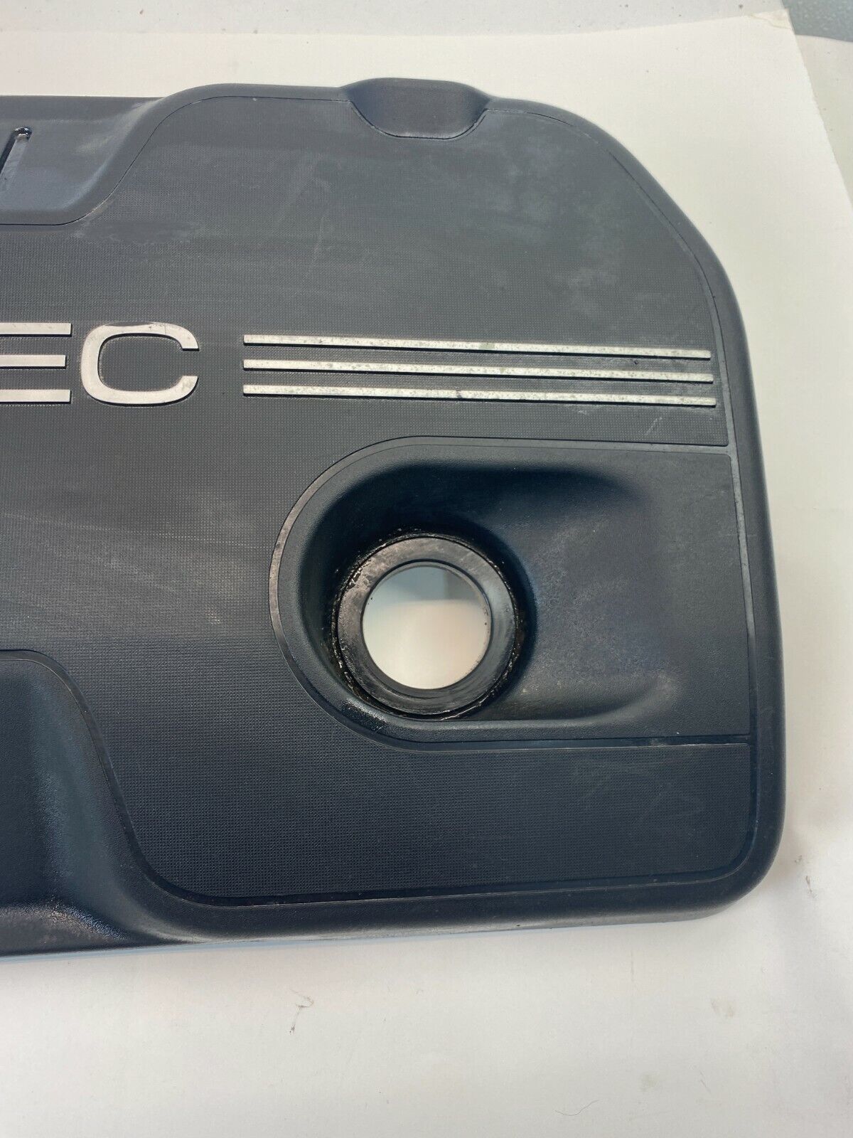 2008 2009 2010 Saturn Vue 2.4L Ecotec Engine Cover Appearance Lid Trim 12611828