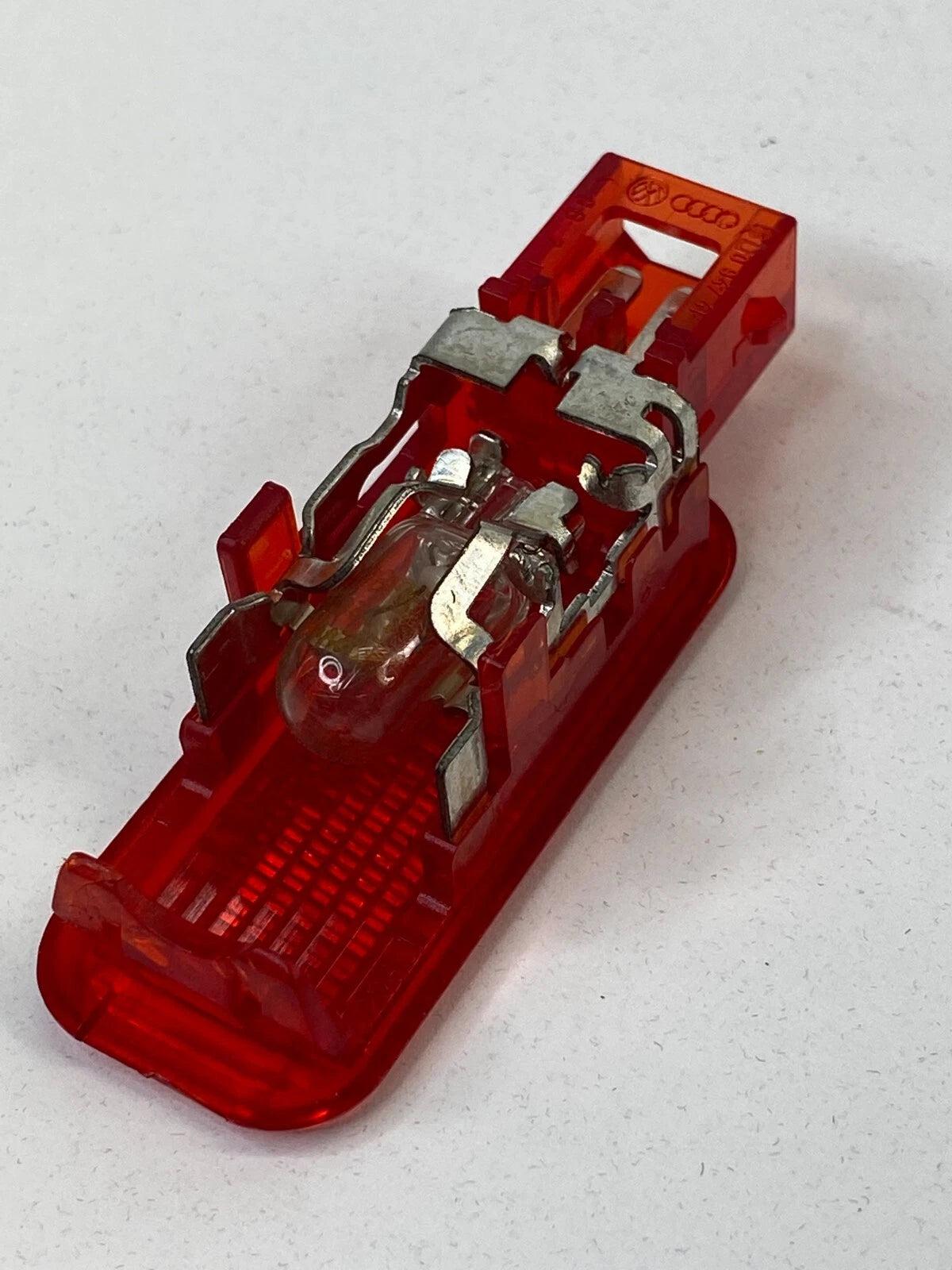 2002-2008 AUDI A4 FRONT LEFT DOOR PANEL WARNING LIGHT LAMP RED 8D094741 OEM