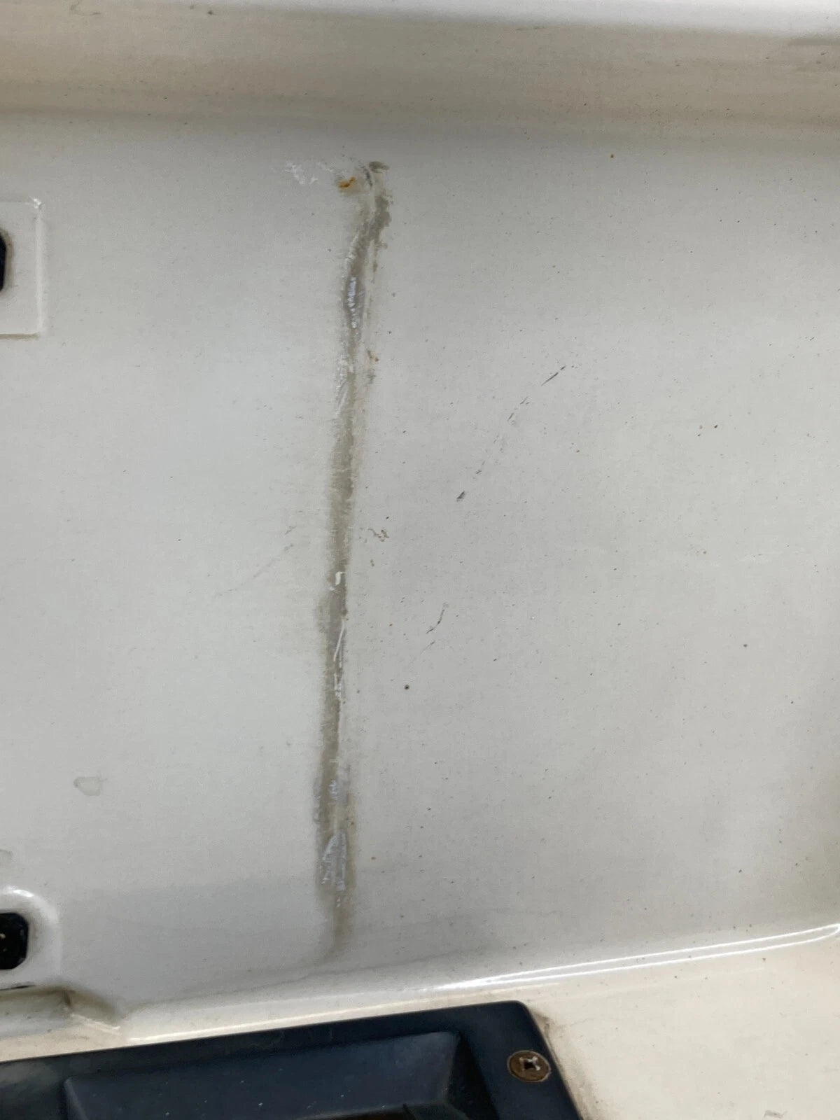 1995-1998 JEEP GRAND CHEROKE REAR TRUNK LICENSE PLATE HOLDER GARNISH MOLDING OEM