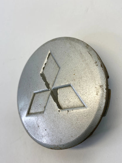 2005 MITSUBISHI ECLIPSE WHEEL RIM HUBCAP CENTER CAP HUB CAP COVER MR554487