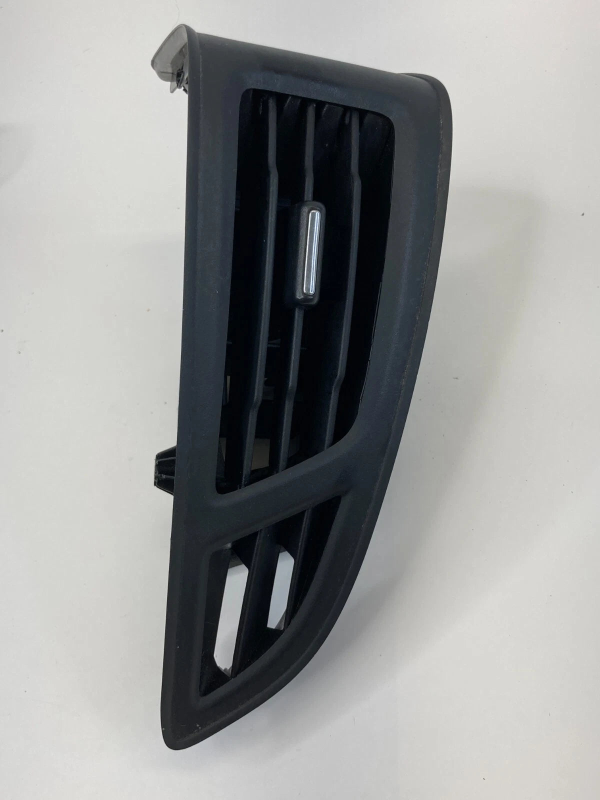 2012-2018 FORD FOCUS DASH RIGHT PASSENGER A/C AIR VENT GRILLE OUTLET DUCT OEM