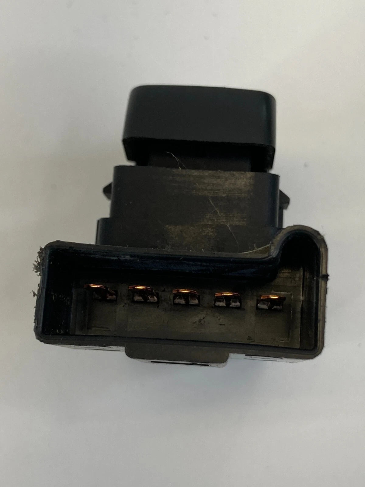 2010-2017 CHEVROLET EQUINOX FRONT LEFT SEAT POWER LUMBAR CONTROL SWITCH OEM