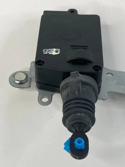 2007-2009 HYUNDAI SANATA FE REAR TRUNK HATCH TAILGATE LOCK LATCH ACTUATOR OEM