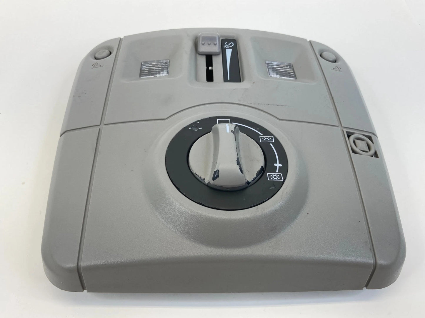 2004-2007 CADILLAC CTS OVERHEAD CONSOLE DOME MAP LIGHT LAMP W/ SUNROOF SWITCH