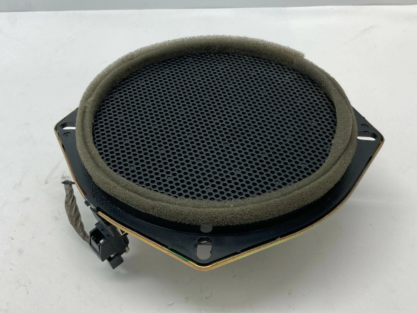 2002-2007 BUICK RENDEZVOUS REAR RIGHT SIDE DOOR SPEAKER SYSTEM AUDIO 10432364