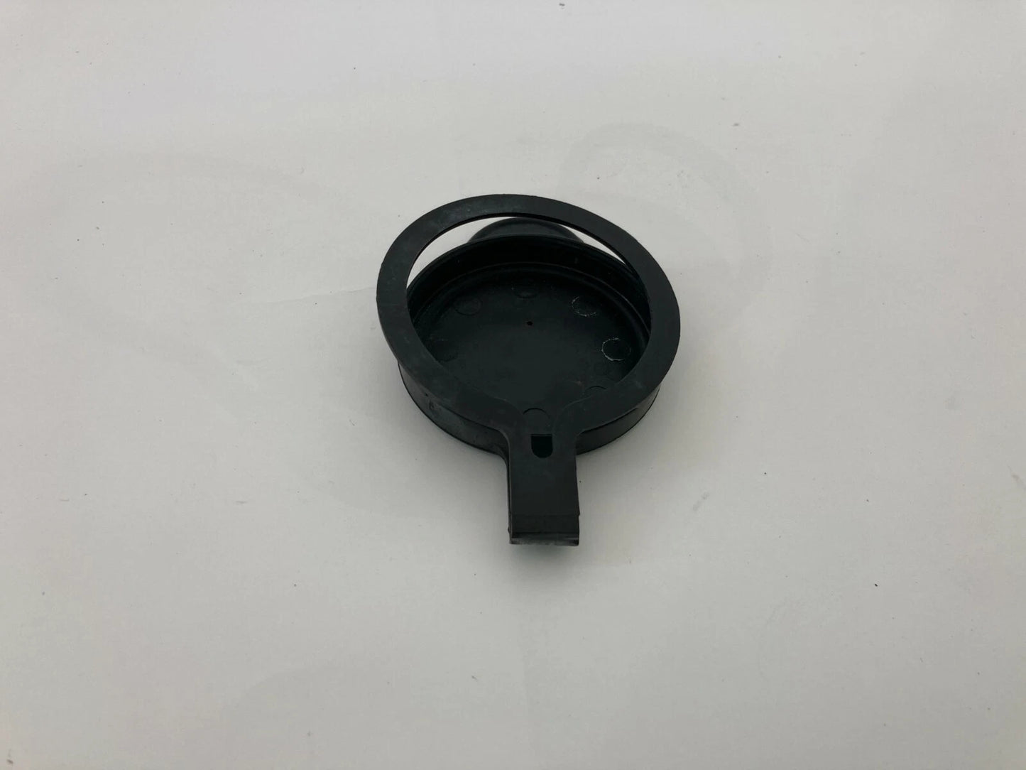 2002-2010 SATURN VUE WINDSHIELD WIPER FLUID TANK RESERVOIR COVER CAP OEM