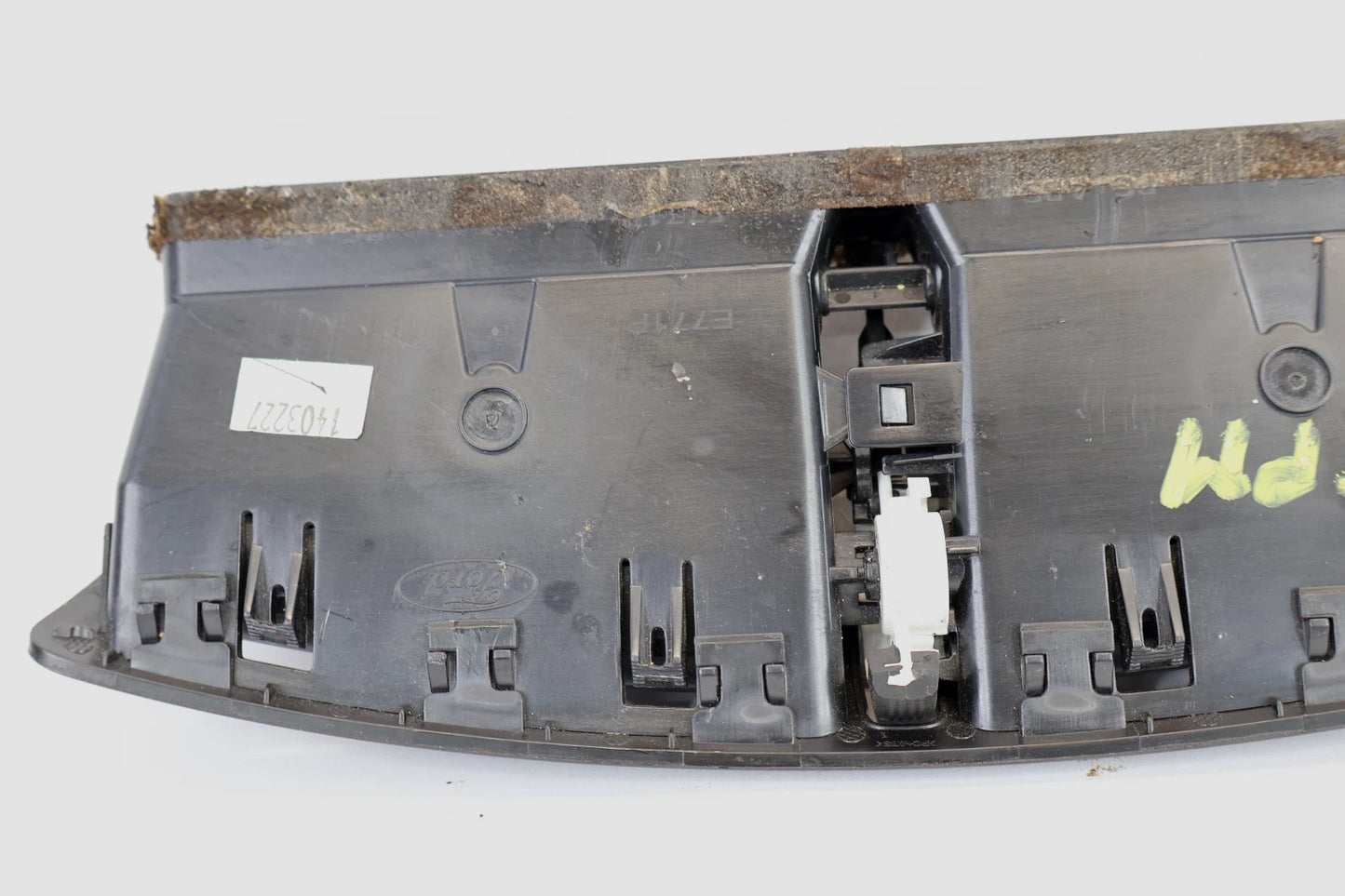 2013-2019 FORD ESCAPE CENTER DASH AIR VENT OUTLET GRILLE OEM CJ54-S01815-A
