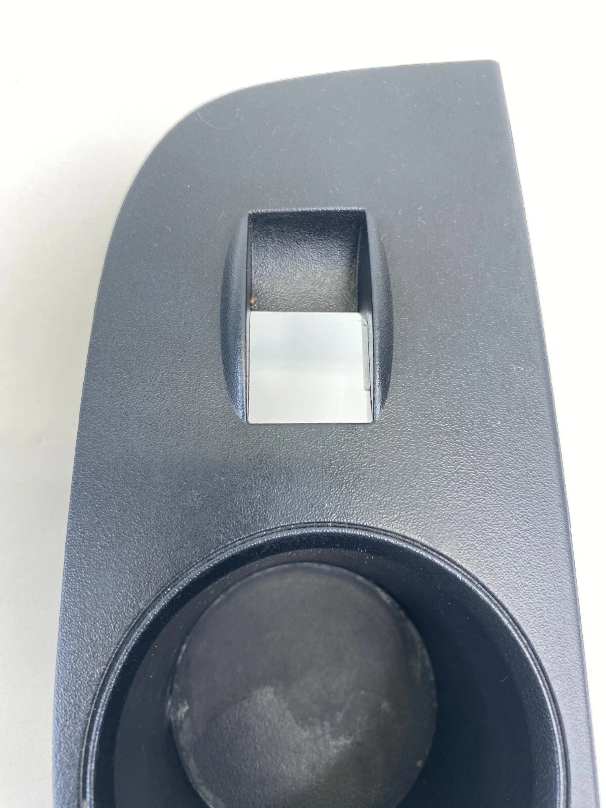 2009-2012 CHEVROLET TRAVERSE REAR RIGHT RH WINDOW SWITCH BEZEL OEM GMLF20817823