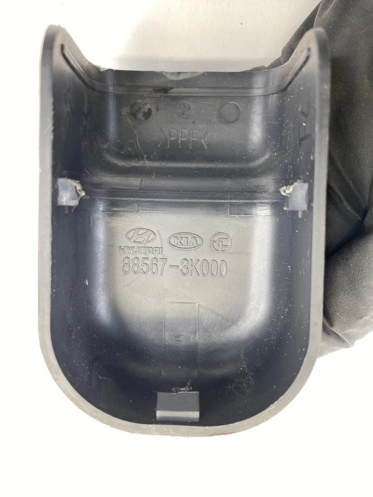 2007-2010 HYUNDAI ELANTRA SDN LEFT SEAT TRACK END CAP COVER TRIM 88567-3K000 OEM
