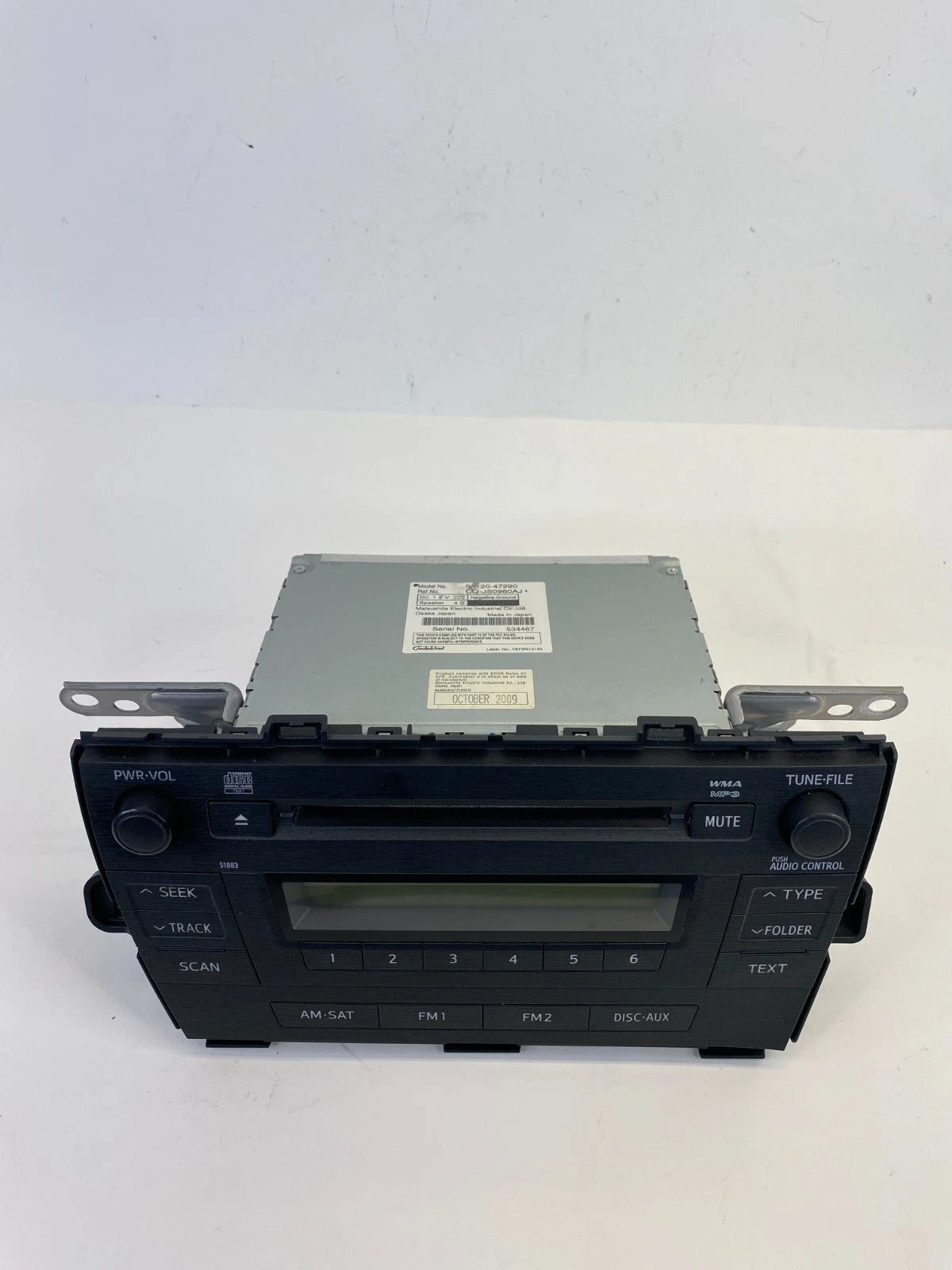2010 2011 TOYOTA PRIUS RADIO RECEIVER CD DISC PLAYER MP3 WMA UNIT 8612047290 OEM