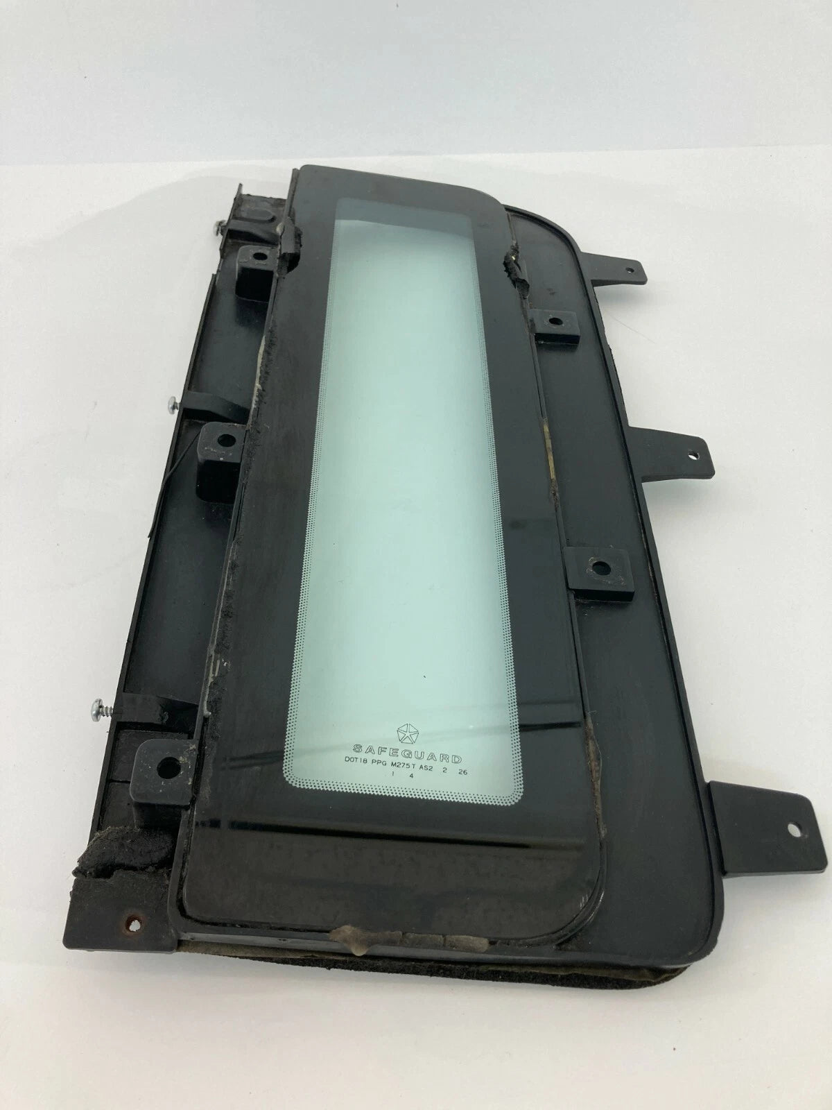 1990 1991 1992 1993 CHRYSLER IMPERIAL REAR LEFT DOOR WINDOW VENT GLASS FIXED OEM