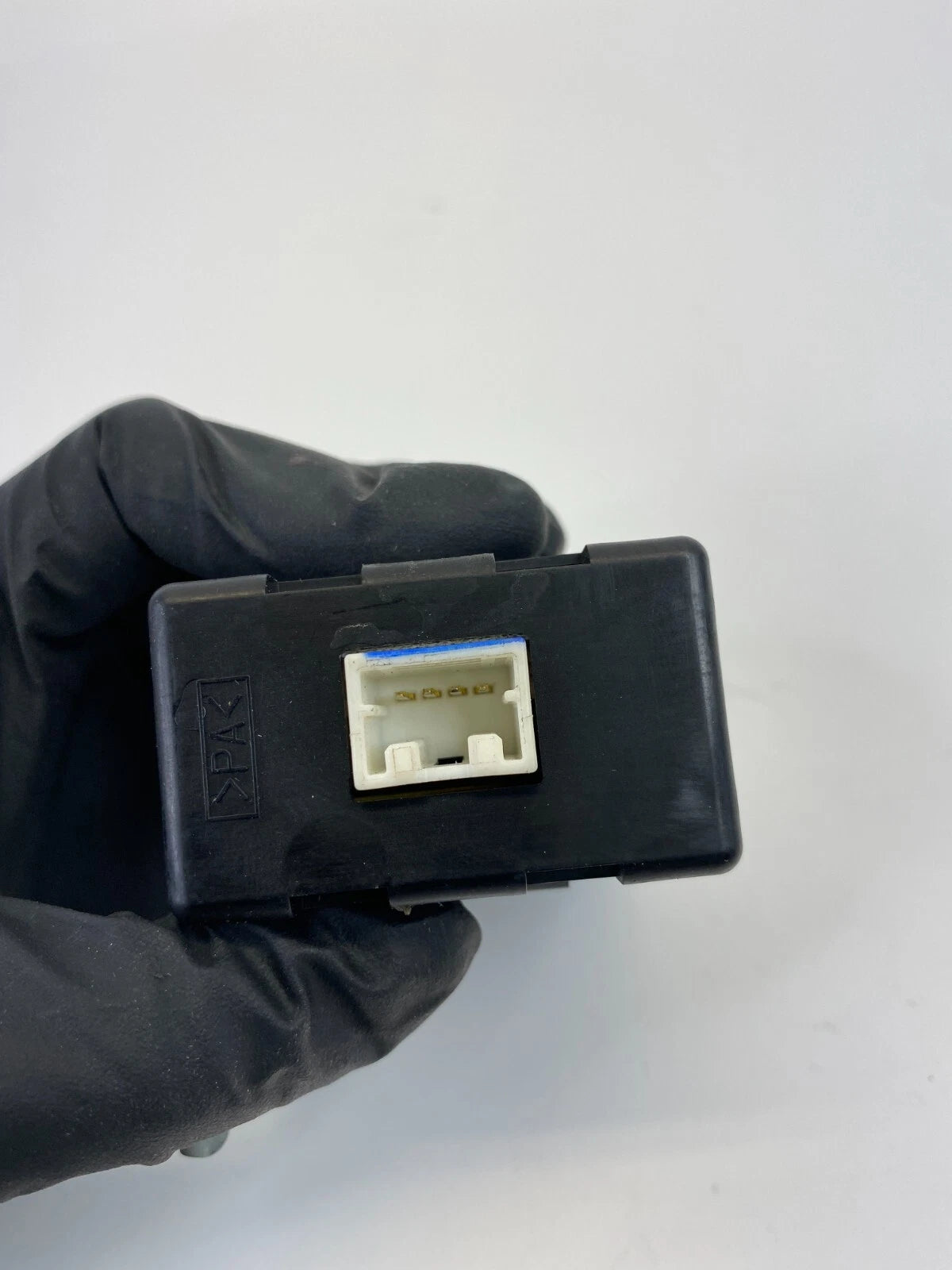 2005-2008 NISSAN XTERRA 4.0L ANTI THEFT KEYLESS ENTRY CONTROL MODULE 28595-EA10A
