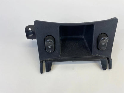 2003-2005 SATURN VUE CENTER DASH TRAY W/ HEATED SEAT SWITCH CONTROL 15234596 OEM