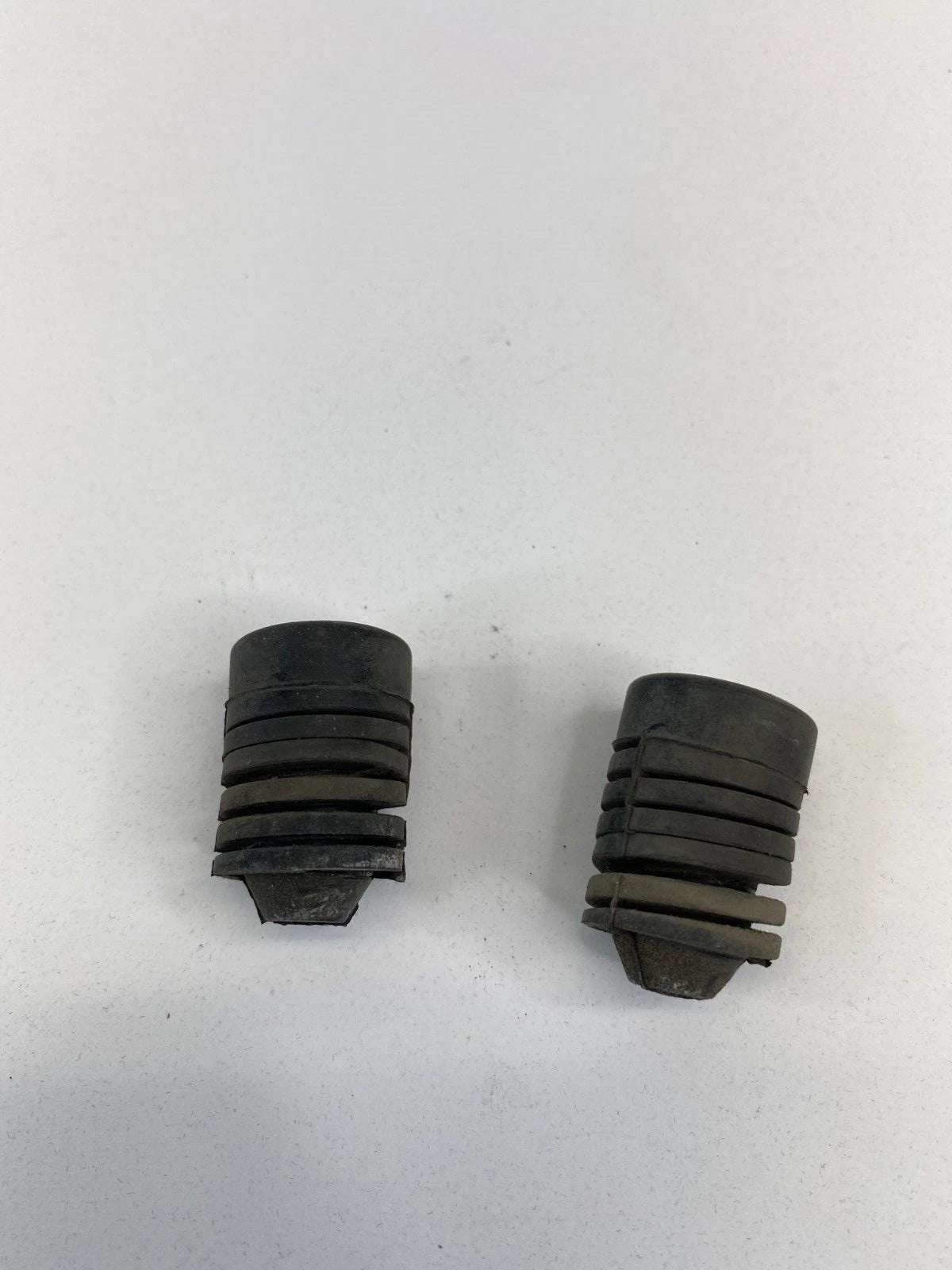 03-08 TOYOTA COROLLA FRONT HOOD BUMPER ADJUSTMENT RUBBER SET OF 2 OEM FACTORY
