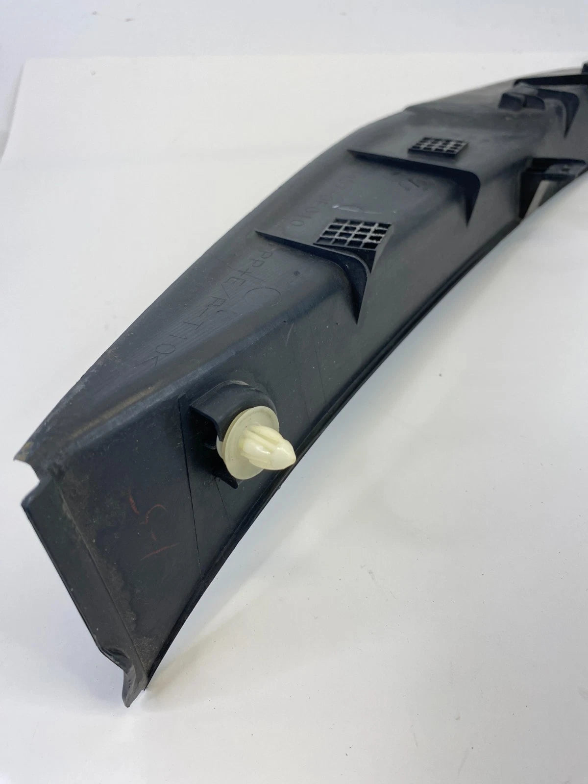 2007-2009 LEXUS RX350 04-06 RX330 RIGHT LIFTGATE STOPPER COVER 64457-0E010