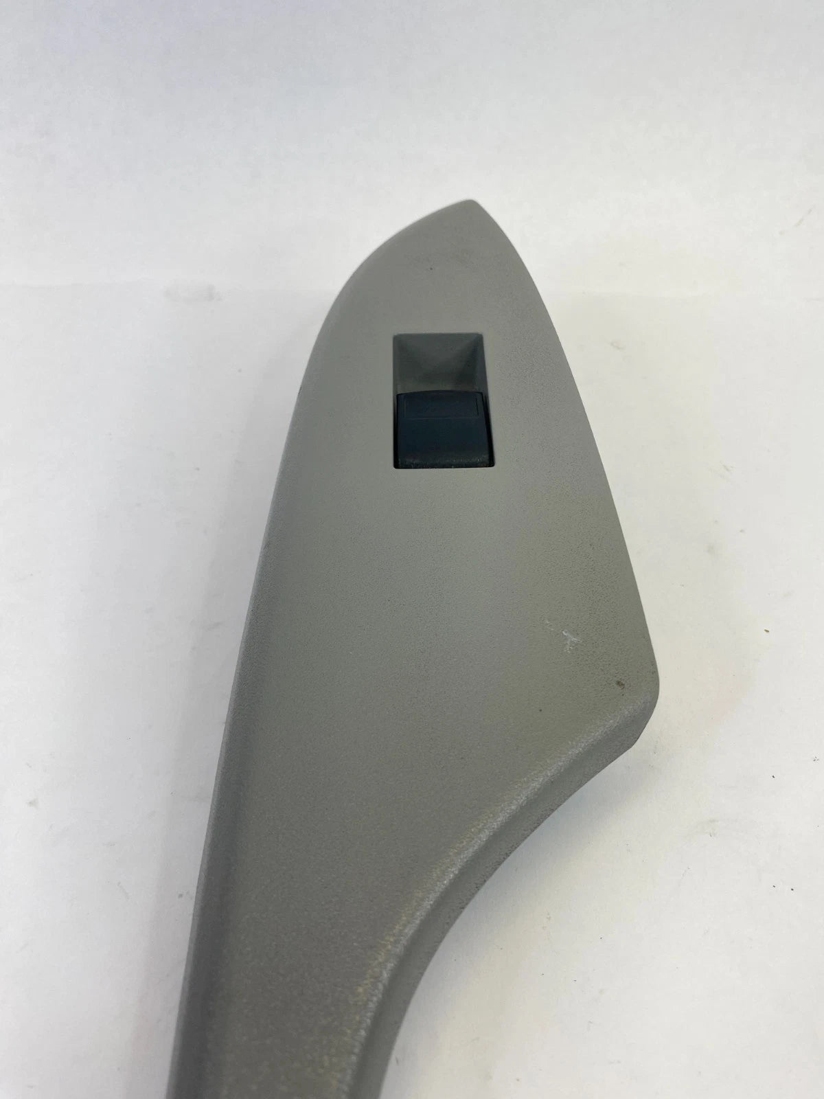 2009-2013 TOYOTA COROLLA REAR RIGHT SIDE DOOR WINDOW CONTROL SWITCH 74271-02250