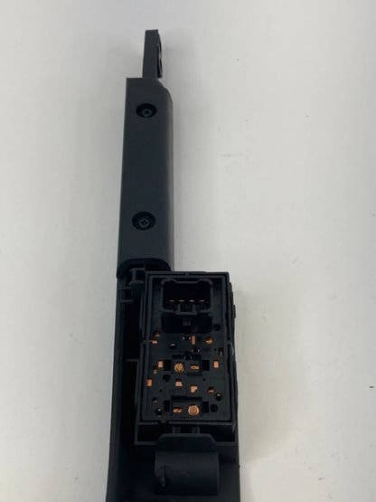 12-16 CHEVROLET SONIC HATCHBACK FRONT RIGHT SIDE DOOR WINDOW SWITCH W/ BEZEL OEM