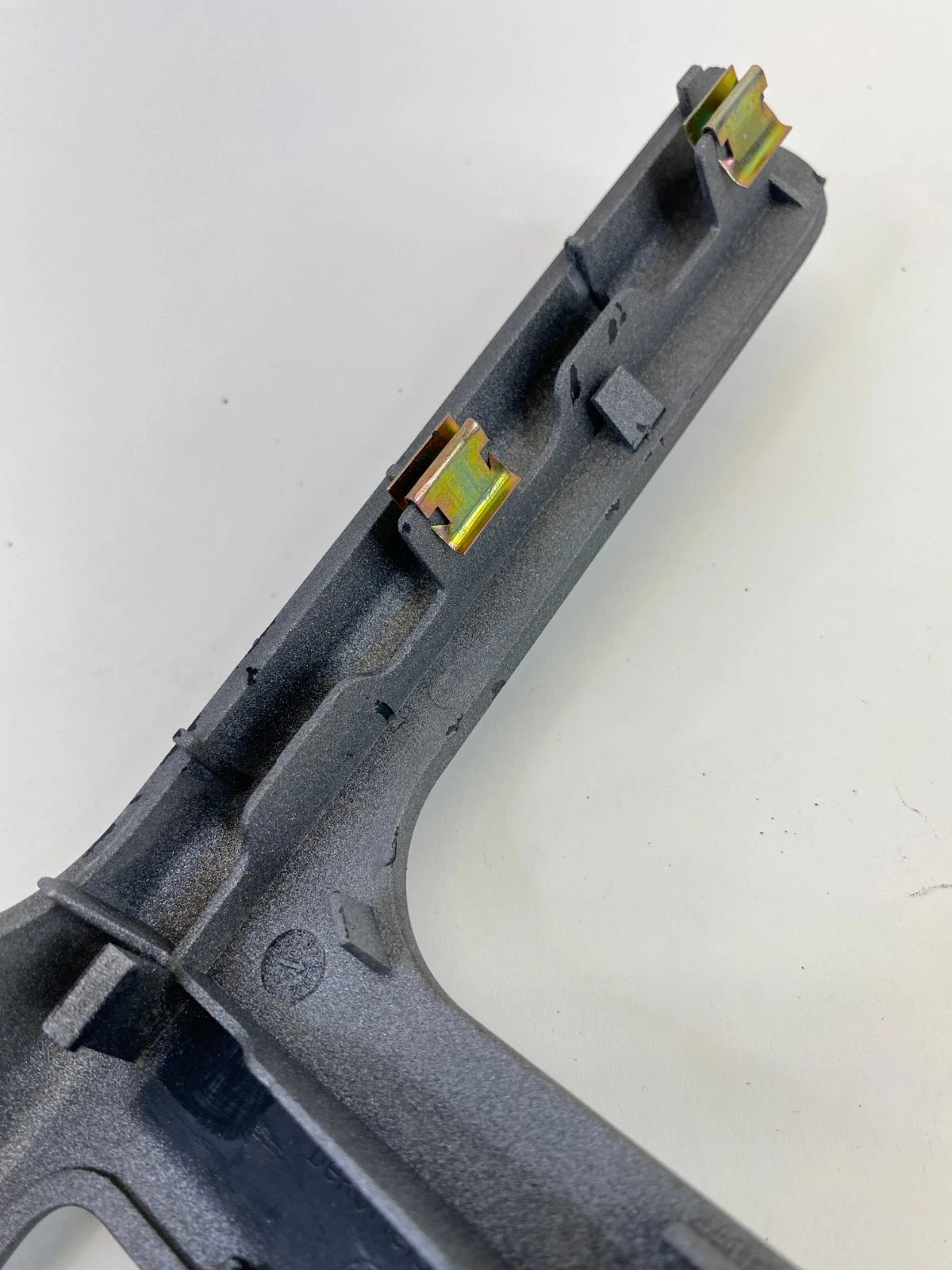 2003-2006 RANGE ROVER FRONT RIGHT SIDE INTERIOR DOOR HANDLE COVER TRIM BEZEL OEM