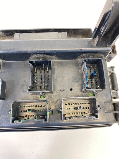 2005 DODGE MAGNUM 3.5L FUSE BOX RELAY BOX COMPARTMENT W/ CAP 7140-1914-30 OEM