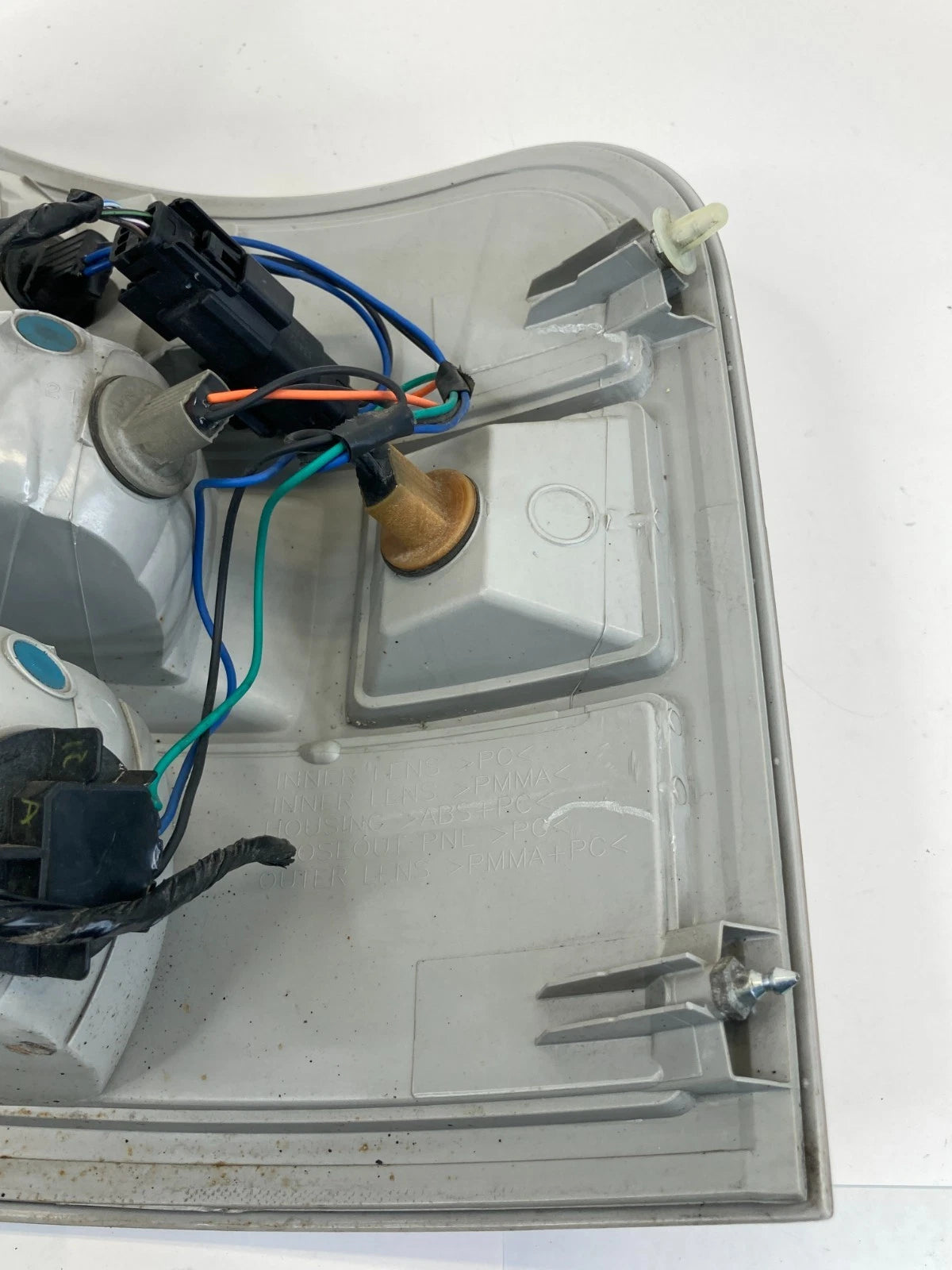 2012-2019 Ford Flex Rear Left Side Tail Light Taillight Lamp CA83-13B505-AB OEM