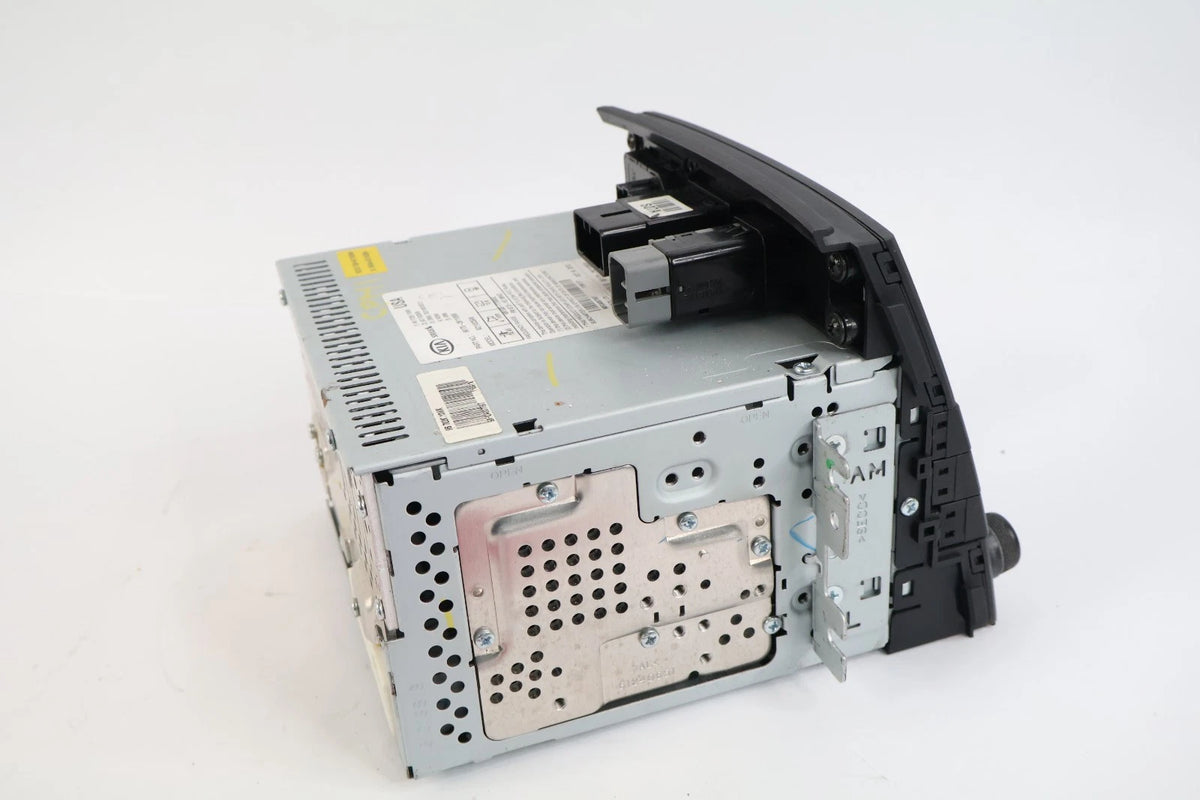 12 13 KIA SOUL AM/FM RADIO STEREO DISC CD MP3 SIRIUS PLAYER 96170-2K110WK OEM
