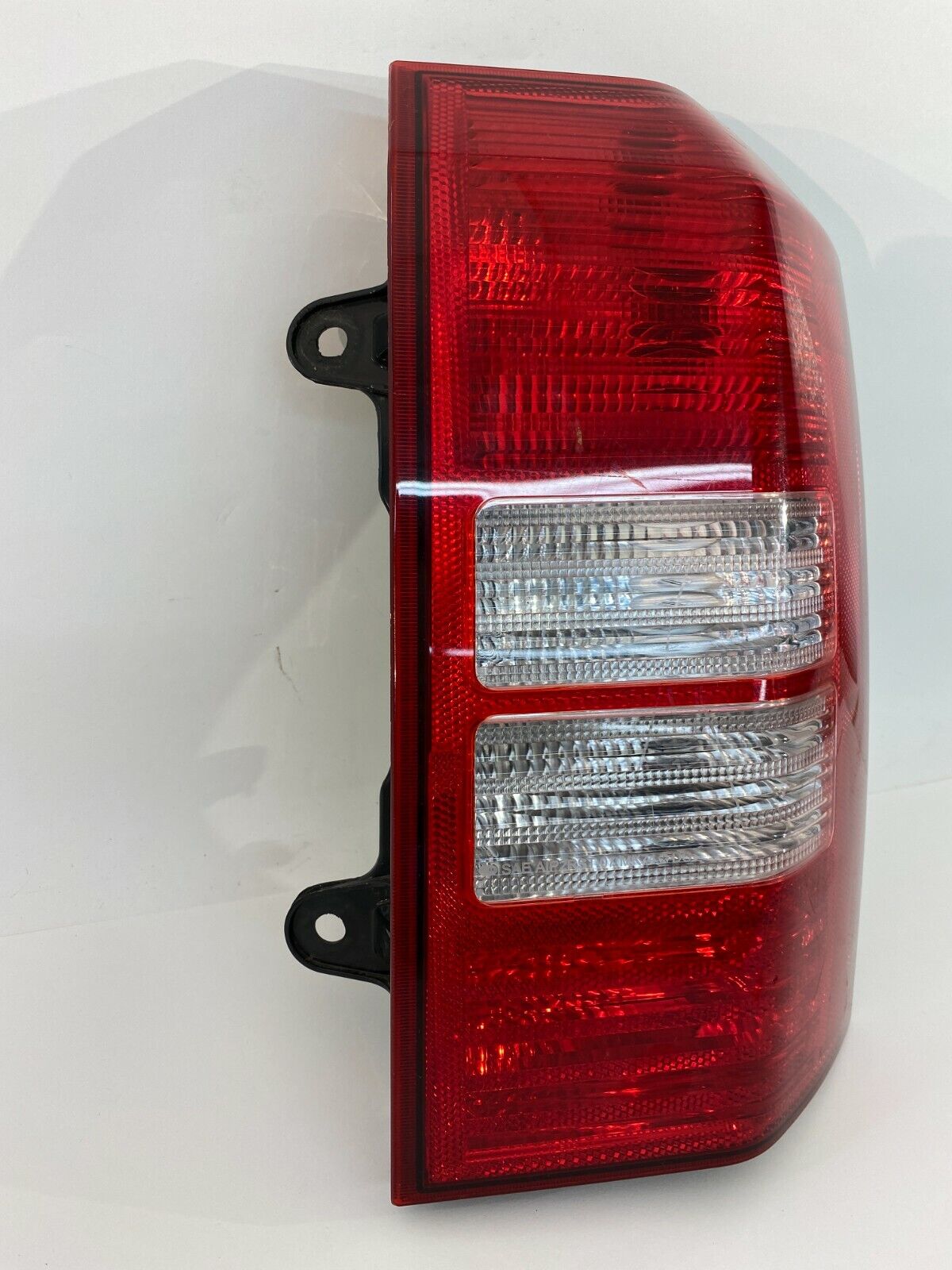 07 2007 Jeep Patriot Rear Right Passenger Side Tail Light Taillight Halogen OEM