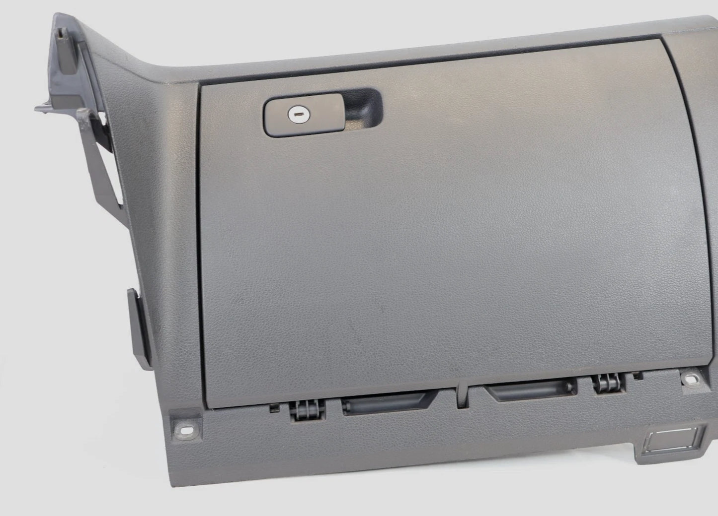 2012-2019 VOLKSWAGEN PASSAT DASH GLOVE BOX STORAGE COMPARTMENT 561857097 OEM