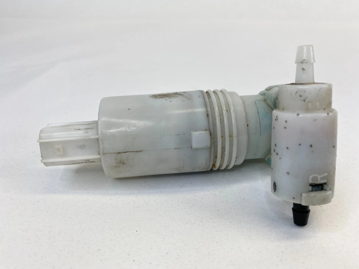 2010 2011 2012 LINCOLN MKT WINDSHIELD WIPER WASHER PUMP OEM