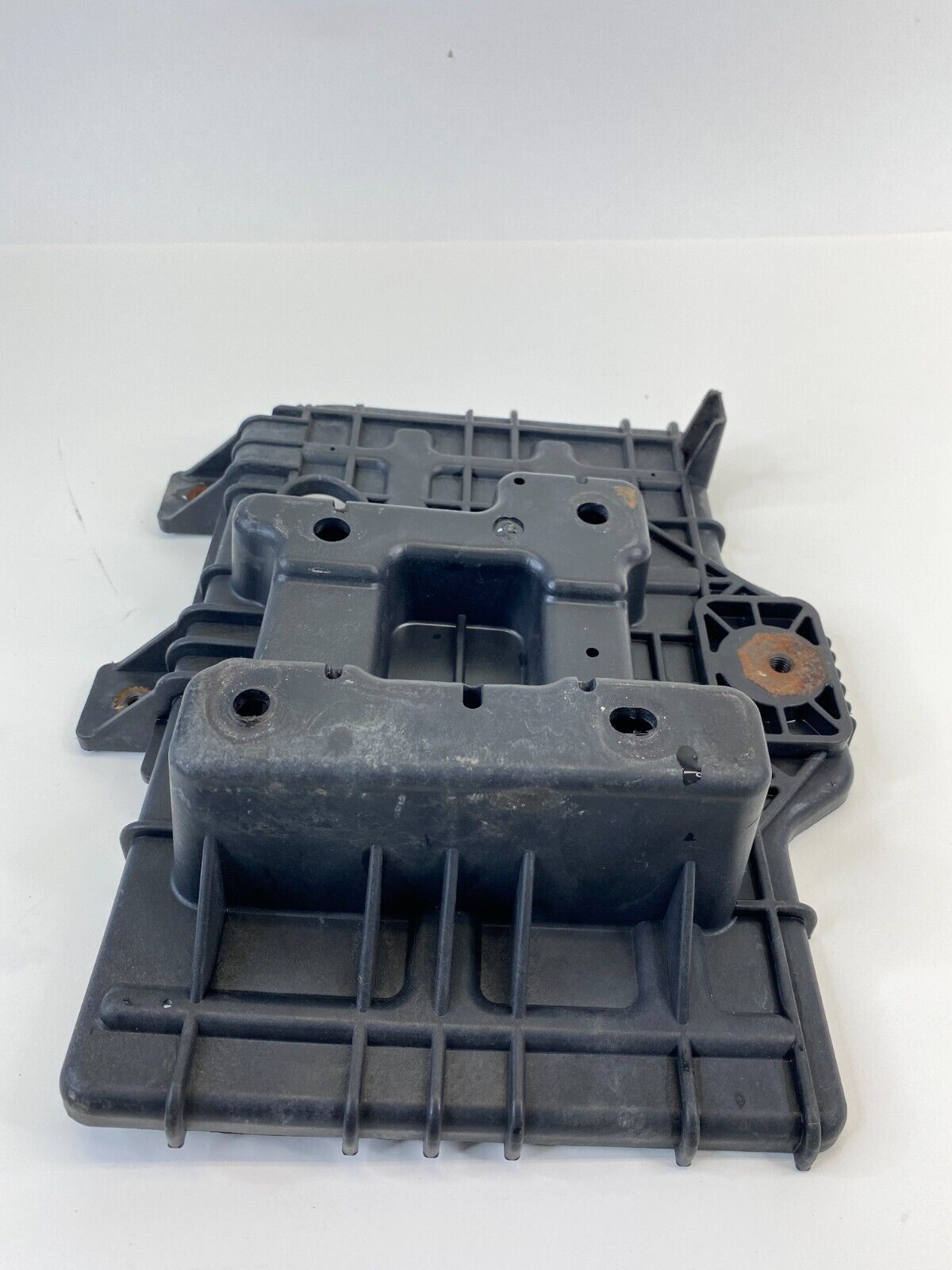 2012 2013 Hyundai 2.4L L4 Sonata Battery Tray Pad Holder Cover Trim 37150-2T000