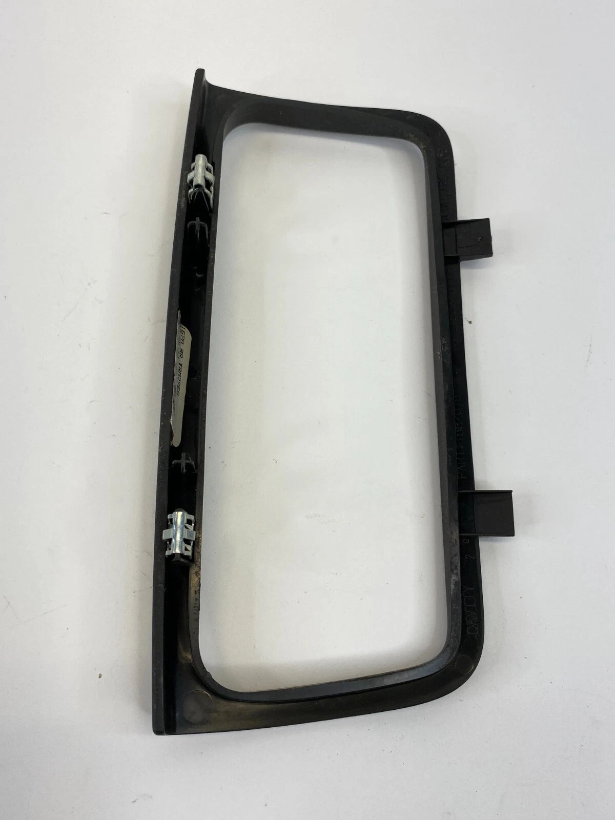 2008-2016 GMC ACADIA REAR CENTER CONSOLE POWER OUTLET TRIM BEZEL 1882079 OEM