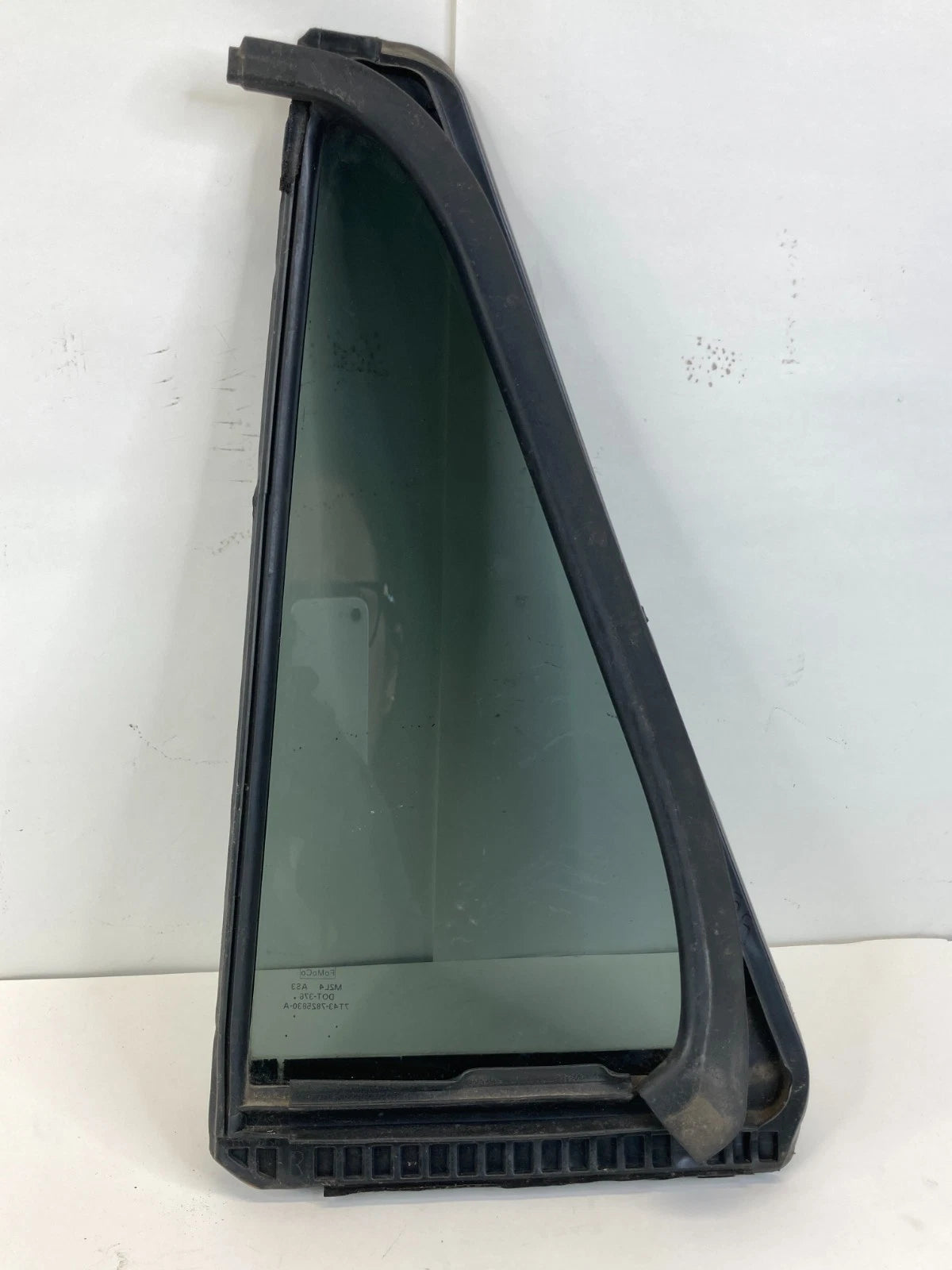 2007-2014 Ford Edge Rear Right Side Quarter Vent Window Glass 7T43-7825830-A