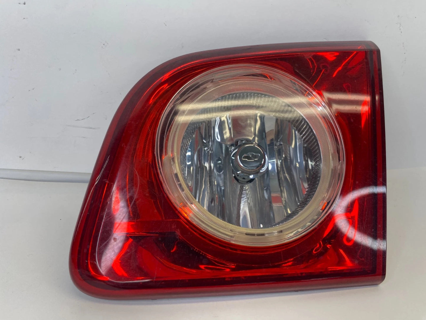 2008-2012 CHEVY MALIBU TRUNK RIGHT PASSENGER INNER TAIL LIGHT LAMP 15271121 OEM