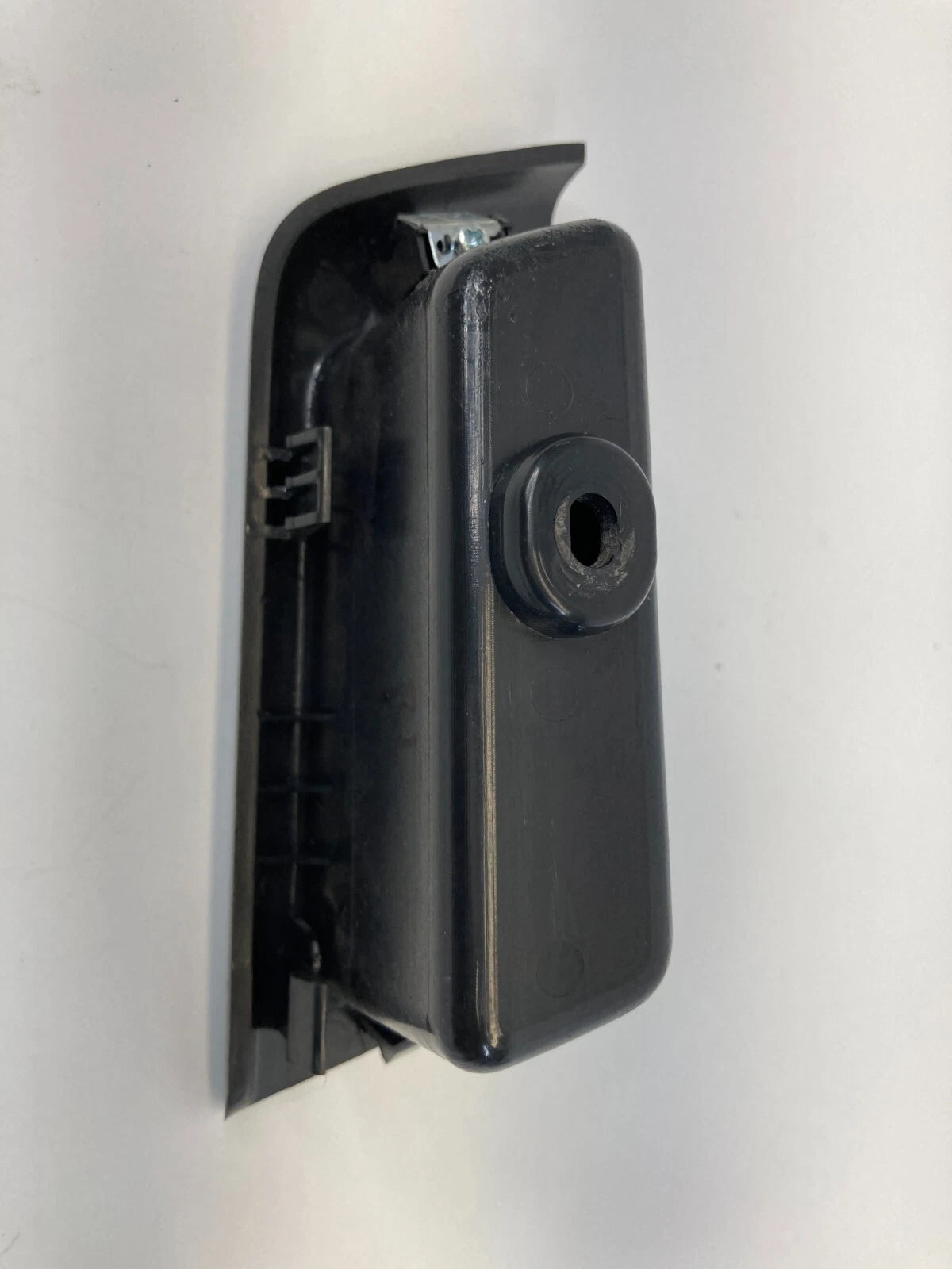 2009-2011 CHEVROLET AVEO5 RR LH DOOR PULL POCKET CUP HANDLE OEM FACTORY 96649779