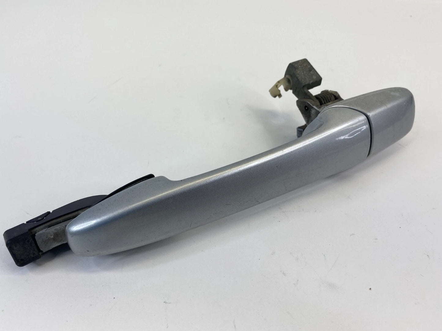 04-08 MAZDA 3 MAZDA3 REAR LEFT SIDE EXTERIOR OUTSIDE DOOR HANDLE RR LH OEM