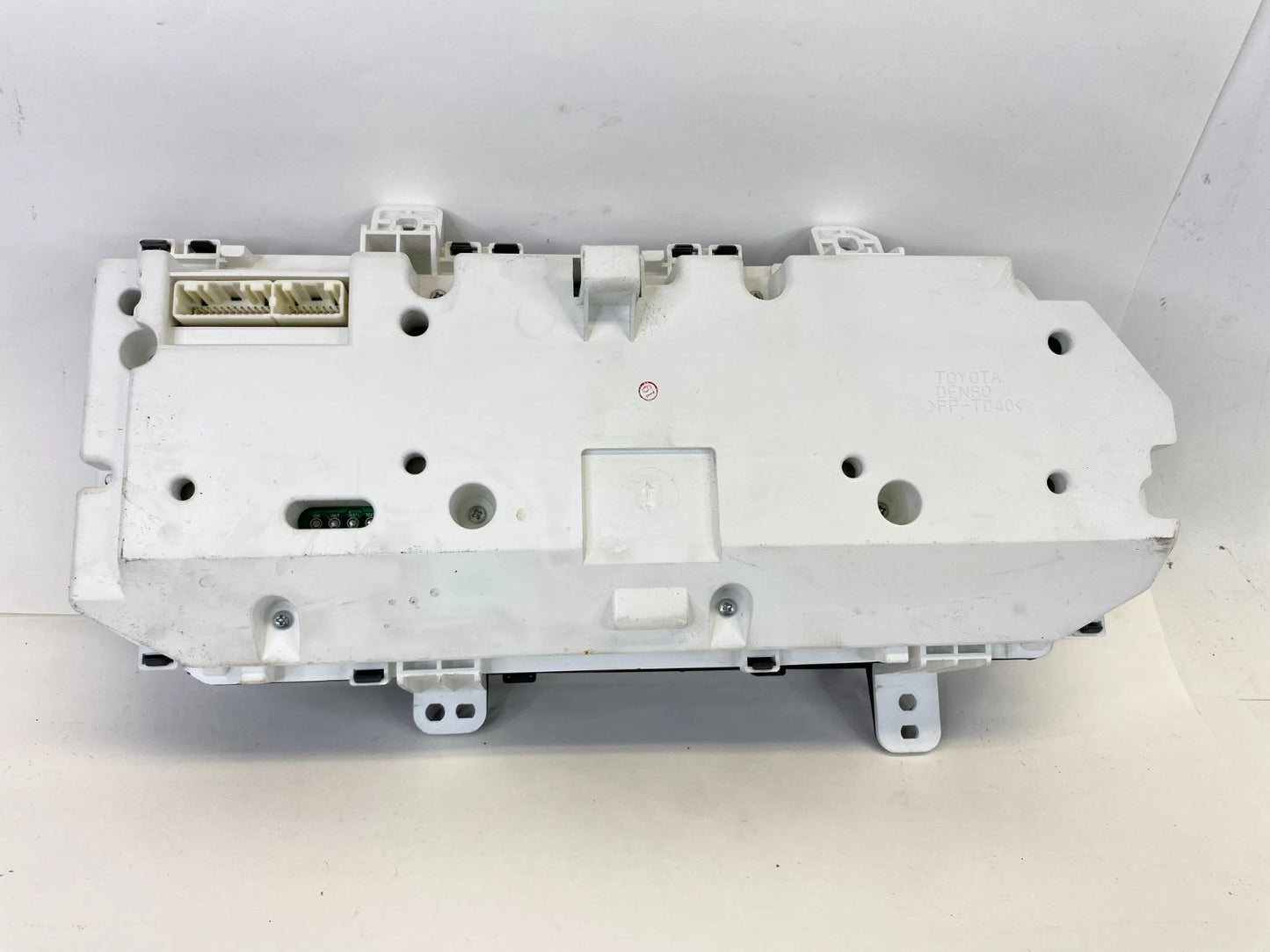 2005 2006 TOYOTA AVALON DASH INSTRUMENT CLUSTER SPEEDOMETER GAUGES 341.733 MILES