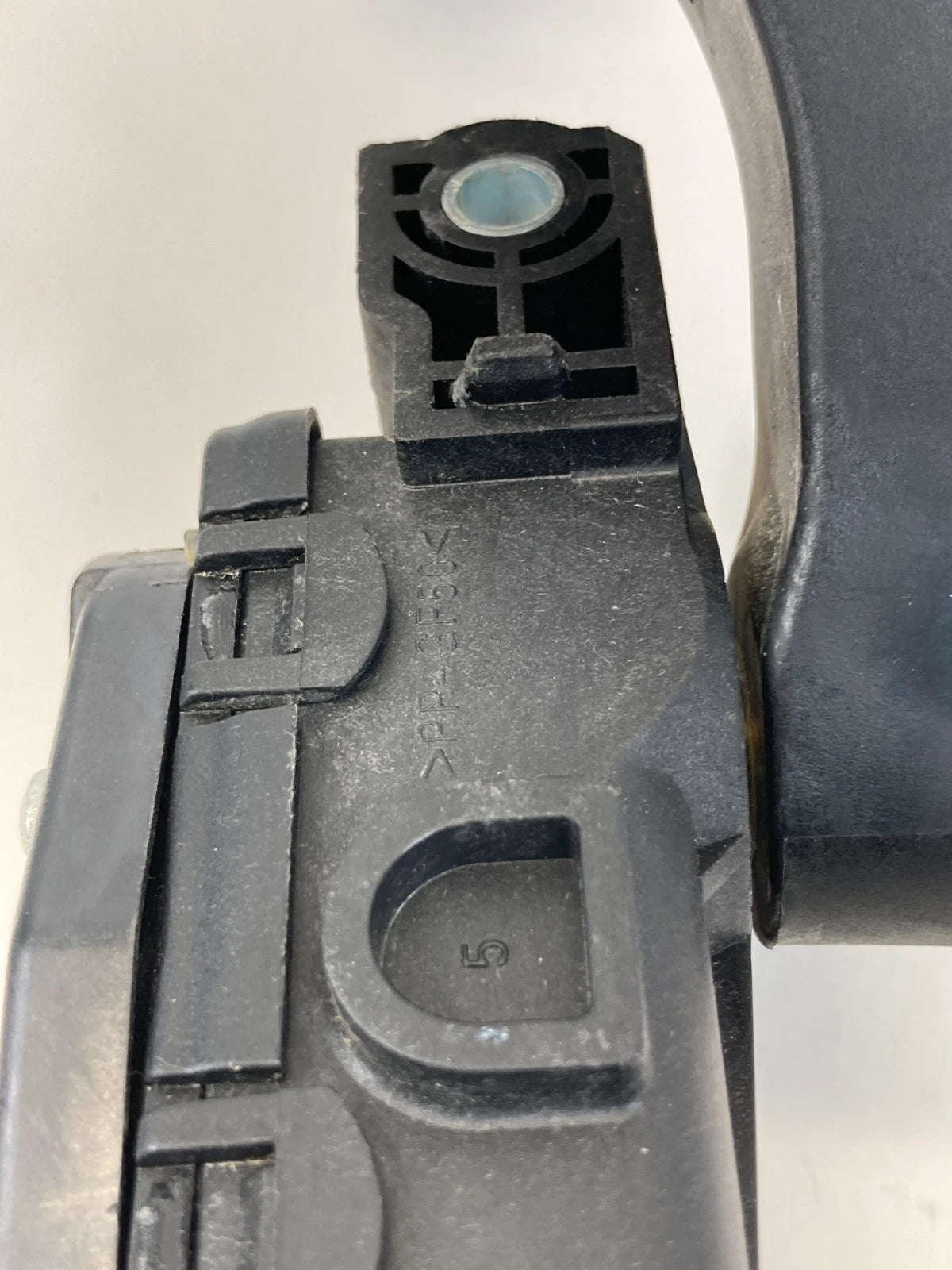2002 AUDI A6 QUATTRO ACCELERATOR GAS PEDAL UNIT SENSOR ASSEMBLY 8D1-723-523L OEM