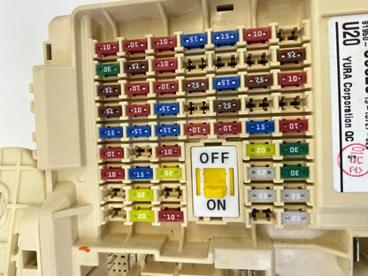2016-2018 KIA SORENTO 2.4L L4 AT INTERIOR CABIN FUSE RELAY BOX BLOCK 91950-C6520