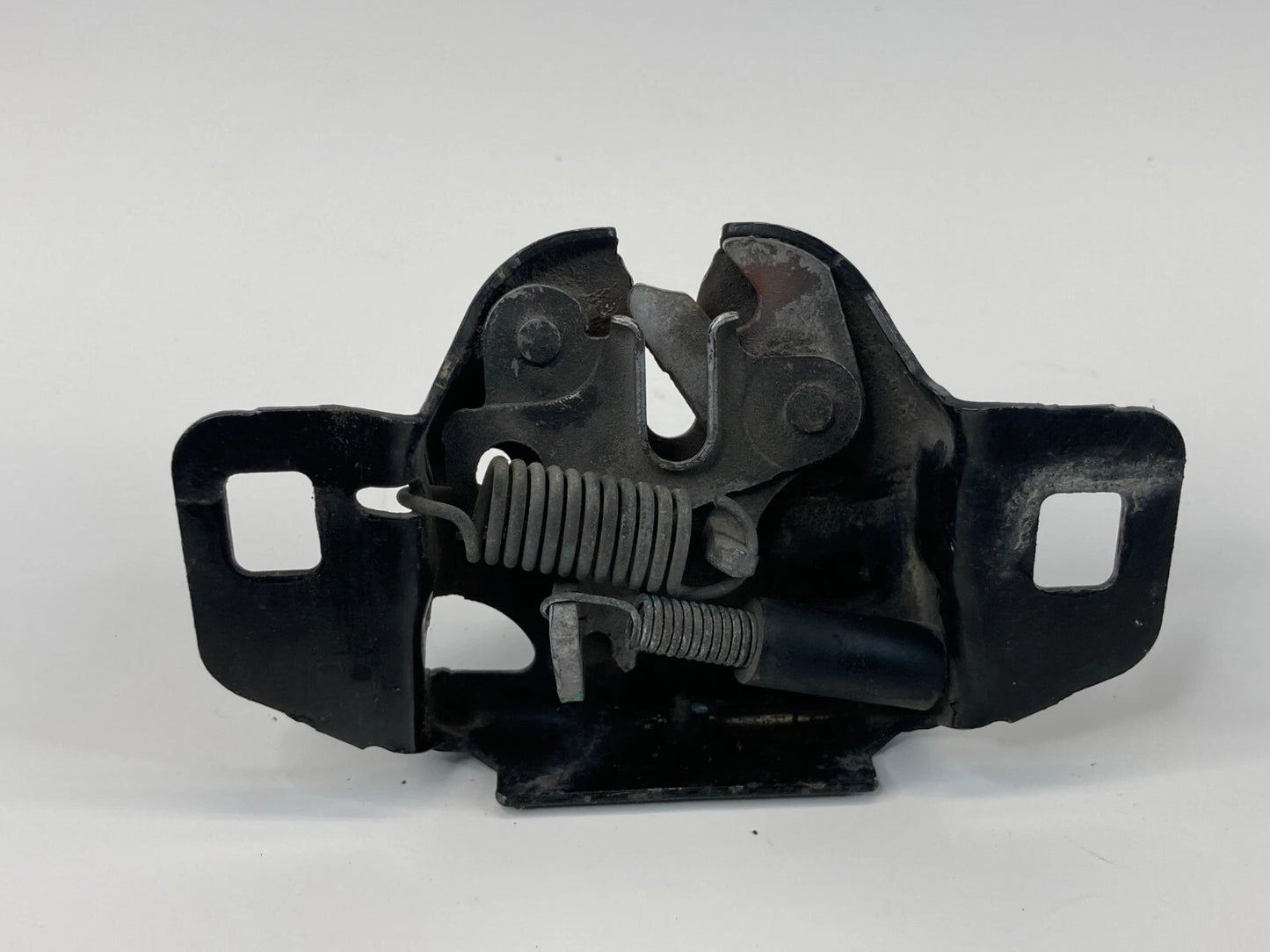 2009-2014 VOLKSWAGEN ROUTAN FRONT HOOD LOCK LATCH RELEASE ACTUATOR OEM