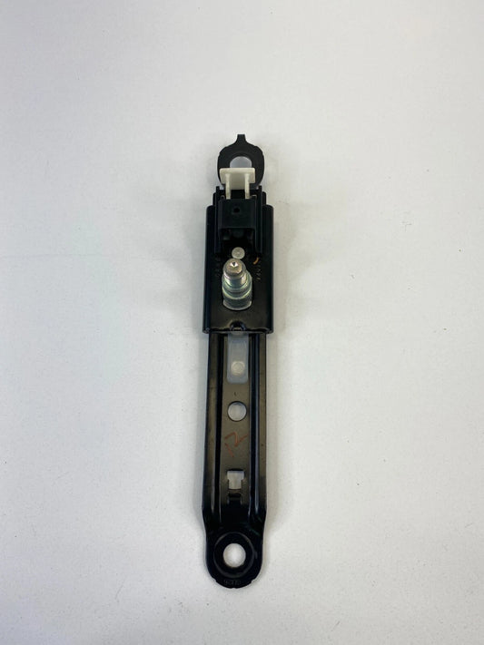 09-13 TOYOTA COROLLA RIGHT PASSENGER SIDE SEAT BELT HEIGHT ADJUSTER 52851A OEM