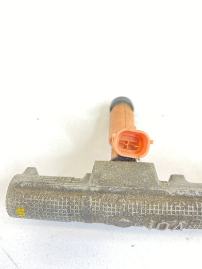 2004-2007 TOYOTA HIGHLANDER 3.3L V6 ENGINE FUEL INJECTION RAIL ASSEMBLY OEM