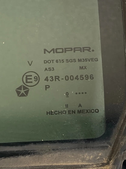 2008-2012 JEEP LIBERTY REAR RIGHT WINDOW VENT QUARTER GLASS OEM