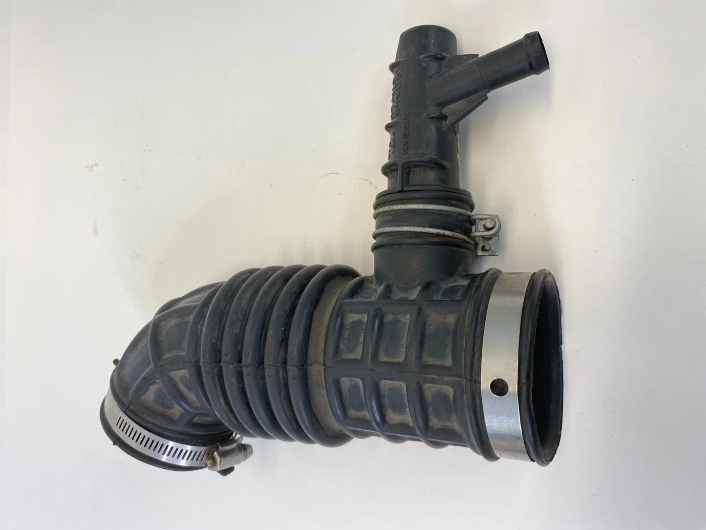 2013-2019 NISSAN SENTRA ENGINE AIR INTAKE HOSE CLEANER DUCT PIPE TUBE 3RC23 OEM