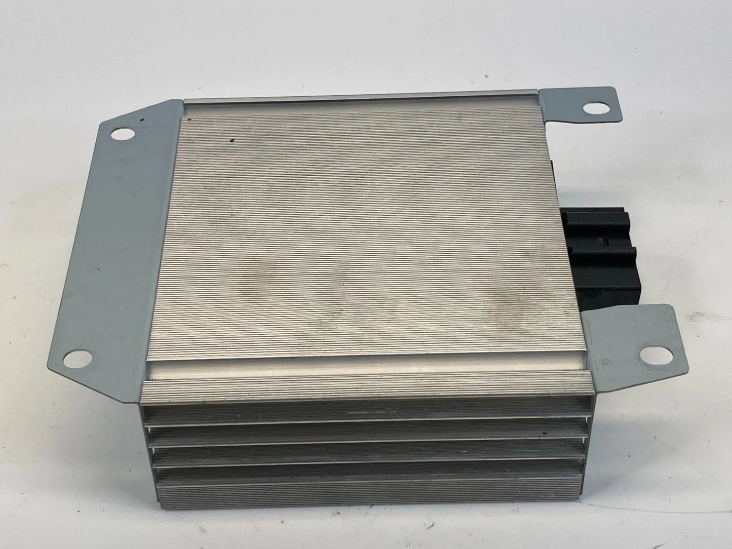 06-08 AUDI A4 QUATTRO RADIO STEREO AUDIO AMPLIFIER AMP MODULE 8E5035223D OEM