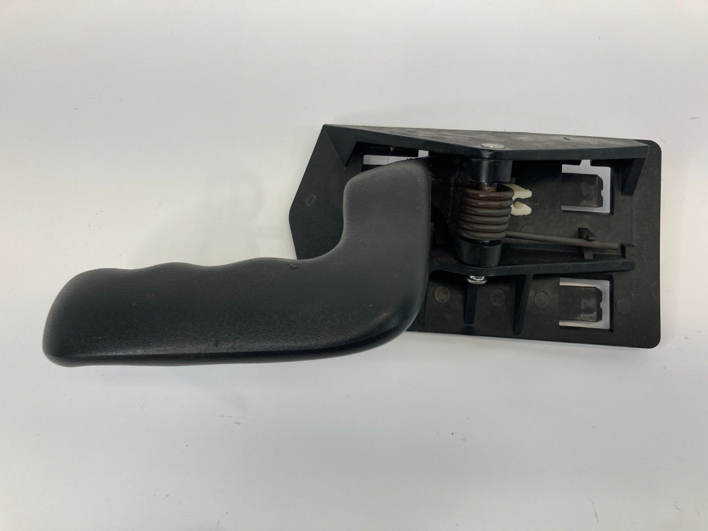 2002-2006 Chevrolet Avalanche 1500 Front Left Side Interior Door Handle OEM