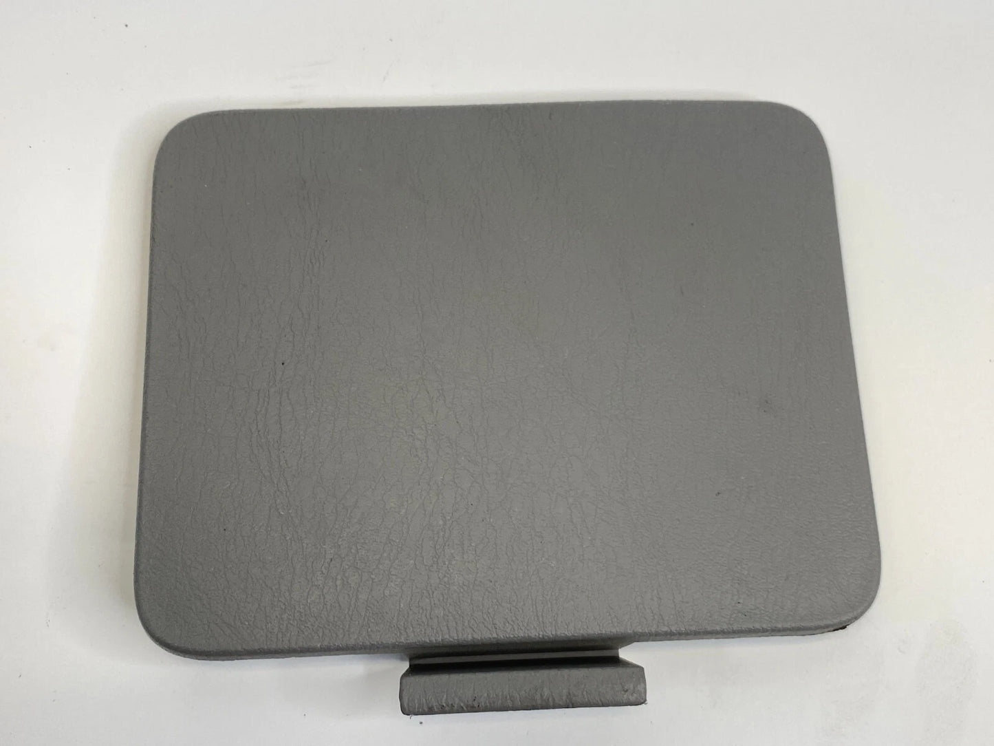 04-10 TOYOTA SIENNA LIFTGATE ACCESS PANEL COVER CAP TRIM 67807-AE010 OEM