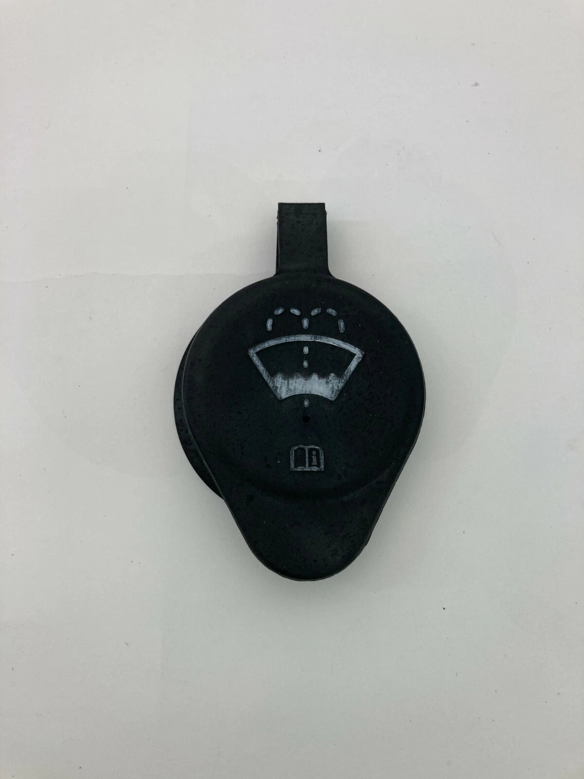 2002-2010 SATURN VUE WINDSHIELD WIPER FLUID TANK RESERVOIR COVER CAP OEM