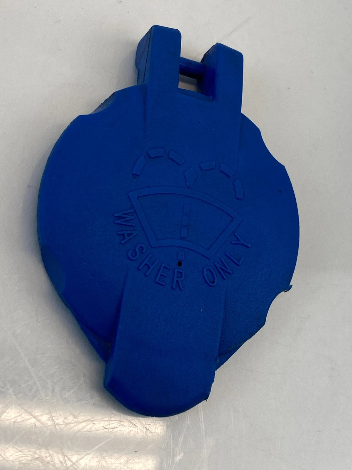 2011 2012 2013 KIA FORTE WINDSHIELD WIPER FLUID RESERVOIR TANK CAP OEM